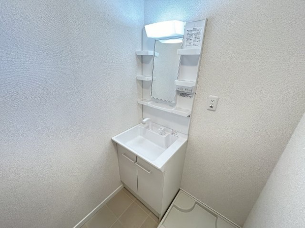 【森コーポラスの独立洗面台】