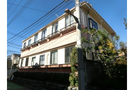 ロイヤルハイツ内山の外観