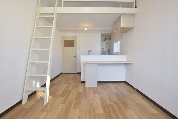 【グランプリ水車町の居間】