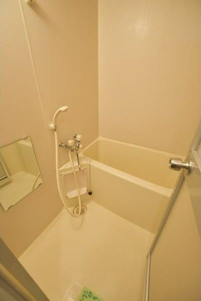 【グランプリ水車町の浴室】
