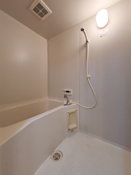 【キャッスルハイツＡ棟の浴室】