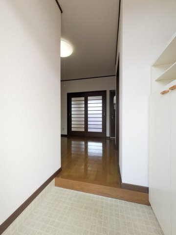 【キャッスルハイツＡ棟の玄関】