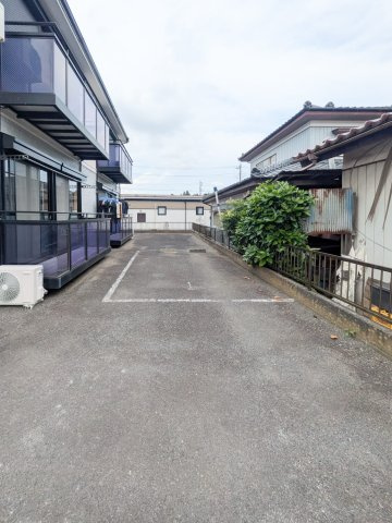 【キャッスルハイツＡ棟の駐車場】