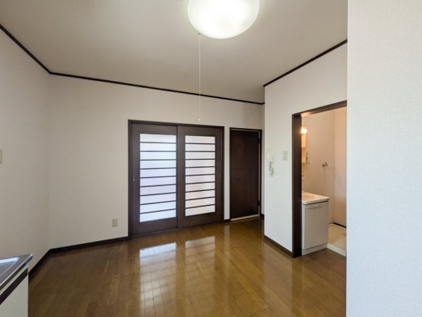 【キャッスルハイツＡ棟の居間】