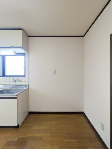 【キャッスルハイツＡ棟の居間】