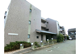 グリーンハイム平井の外観