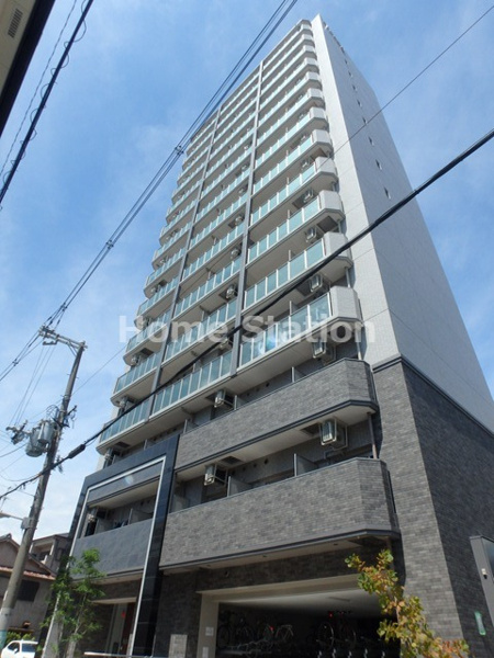 【エスリード西九条レジデンスの外観】