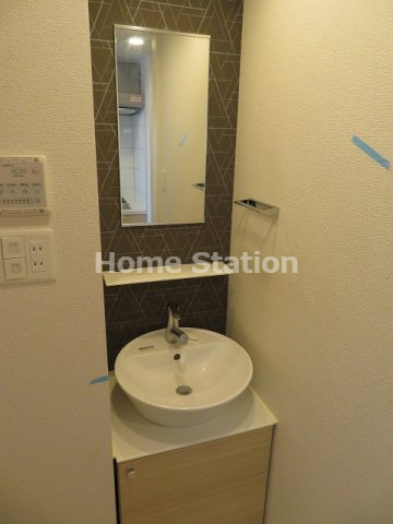 【エスリード西九条レジデンスの洗面所】