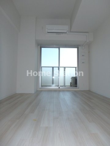 【エスリード西九条レジデンスの居間】