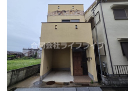 斑鳩町興留9丁目戸建の外観