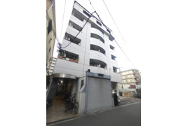 ベル・タツミの外観