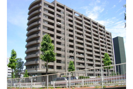 ラシーナ高崎の外観