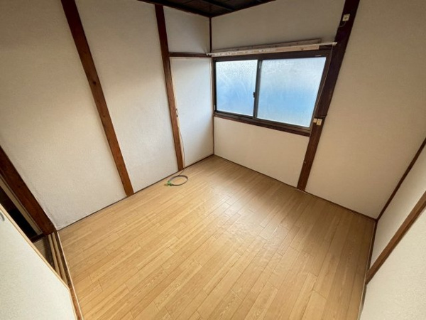 【小西貸家の子供部屋】