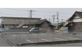 プランドールの駐車場