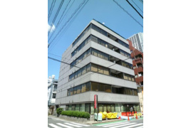 アドバンス喜月ビルの外観