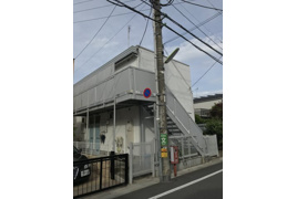ホワイトコーポラスの外観
