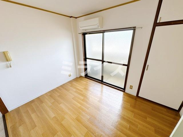 清和ハイツの寝室