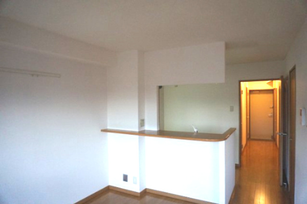 【Y.M. Jupiterの内装】