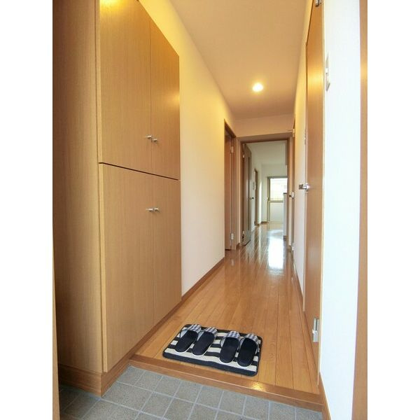 【Y.M. Jupiterの玄関】