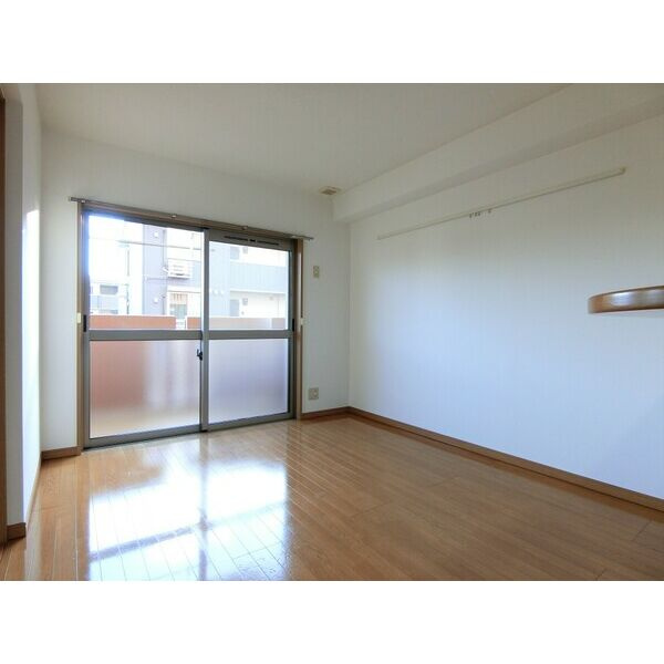 【Y.M. Jupiterの居間】