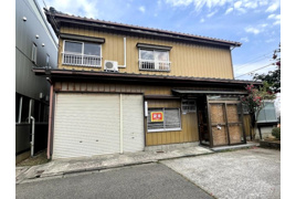北入蔵戸建ての外観