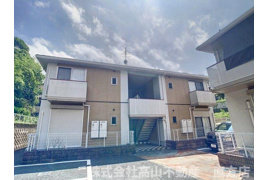 直方市大字頓野のアパートの外観