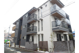 D-Resena松山の外観