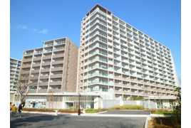 ブリリア多摩ニュータウンB棟の外観