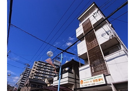 コーポラス栄里の外観