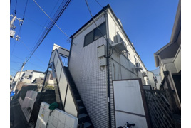 ペアパレス経堂の外観