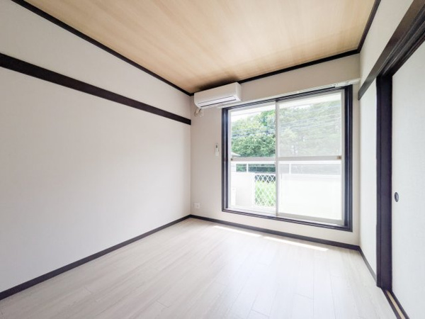 【ラ・ルーチェ小美玉の洋室】