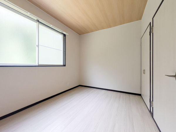 【ラ・ルーチェ小美玉の洋室】