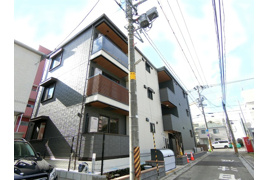 Ｄ－ＲＯＯＭ南材木町の外観