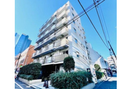 新宿区西新宿のマンションの外観