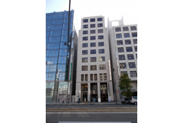 IG石田学園ビル 9階北側の外観