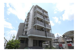 橿原市四条町のマンションの外観