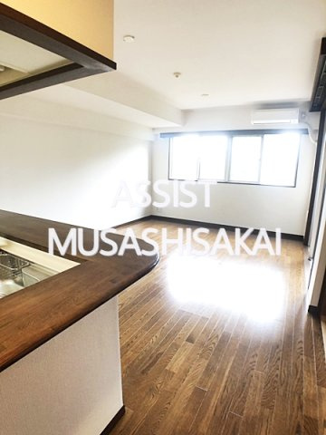 ダイアパレス プロヴァンシア武蔵境の居間