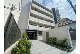 レリーフ南塚口の外観