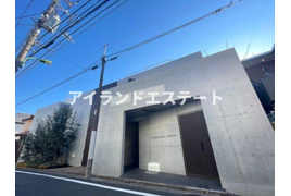 東が丘ガーデンズ　築浅　デザイナーズ　オートロックの外観