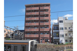マイルストーンの外観
