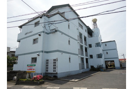 山田マンションの外観