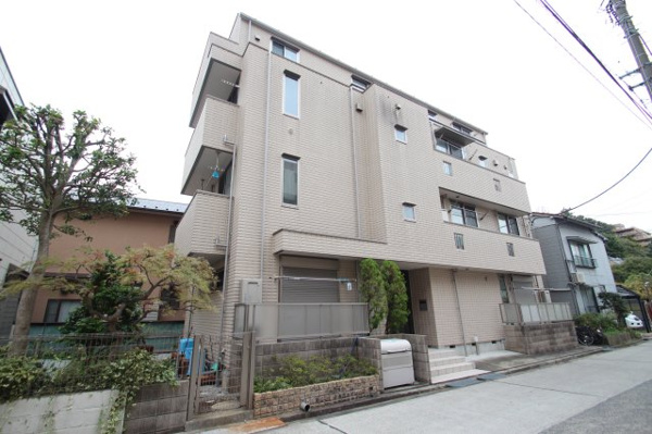 テラス大門の外観