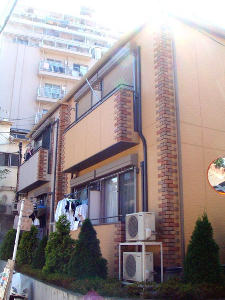 ウエストヴィラB棟の外観