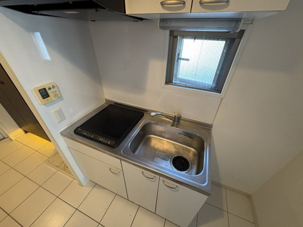 インベスト神戸エアフロントのキッチン