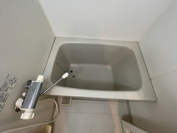 インベスト神戸エアフロントの浴室