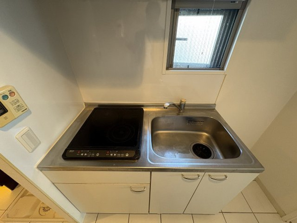 インベスト神戸エアフロントのキッチン