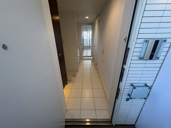 インベスト神戸エアフロントの玄関