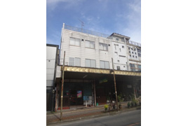 新町ビルの外観