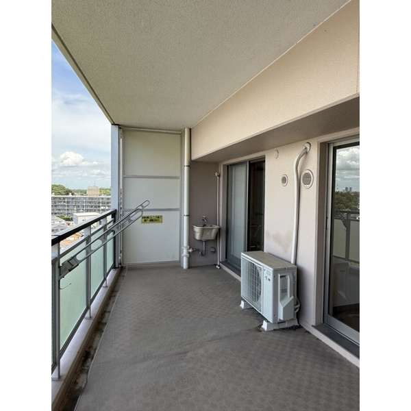 エールの丘のバルコニー