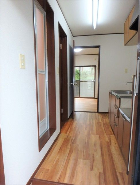 ハイツバンブー2の玄関